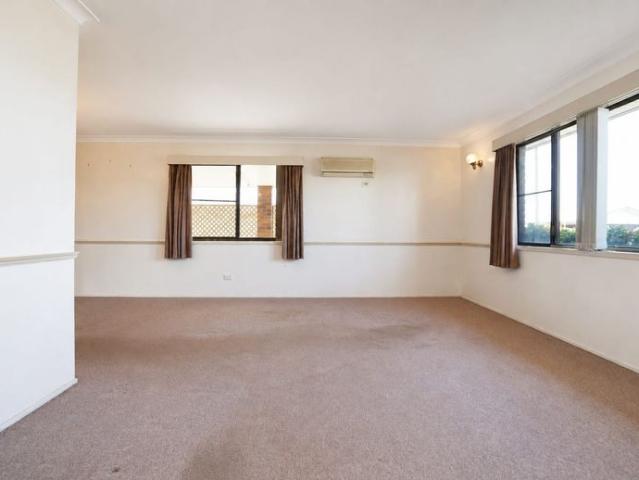 5 Kevins Place, Thabeban 3 bed | 1 bath | 3 car | 795m²