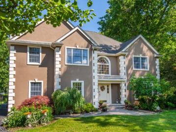 5 Kingston Ct