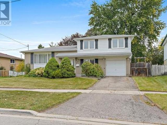 5 Lucinda Place, Halton Hills, ON, L7G 1J8 house for sale | Listing ID W13847 | Royal LePage
