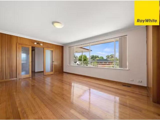 5 Lyster Place, MELBA House for rent Listed by Janaya Goultho.