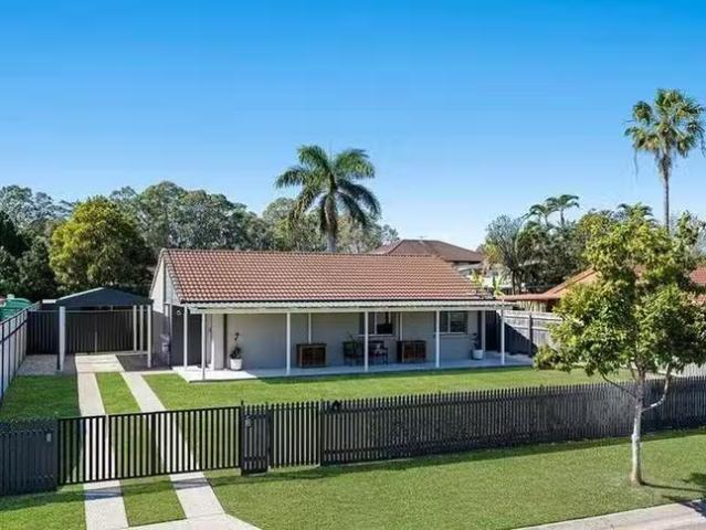 5 Lachlan Street, Birkdale, QLD 4159