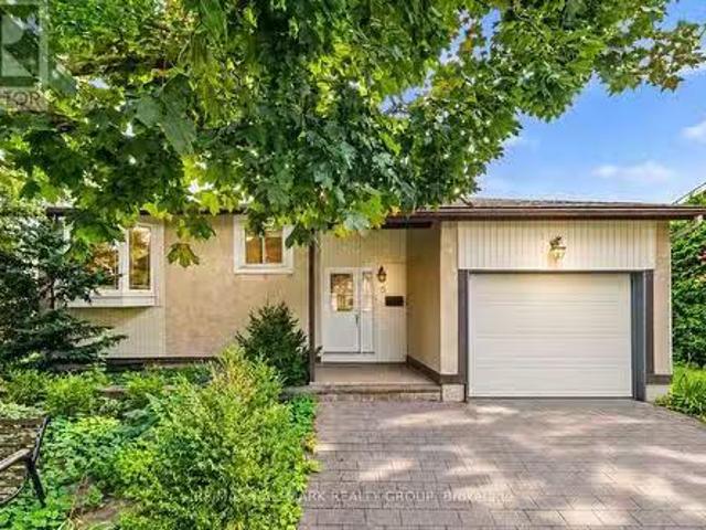 5 Lansfield Way, Ottawa, ON, K2G 3V7 house for sale Listing.