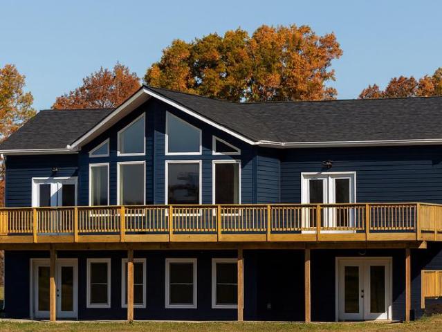 105 Lee Drive