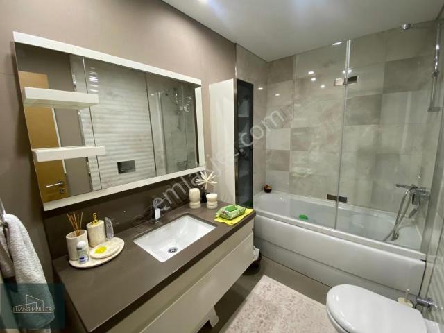 5. Levent Torunlar'da Satılık 3,5+1 Peyzaj Manzaralı Daire