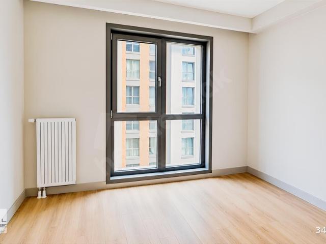5. Levent Korupark'ta Kiralık Sıfır 3+1 Daire