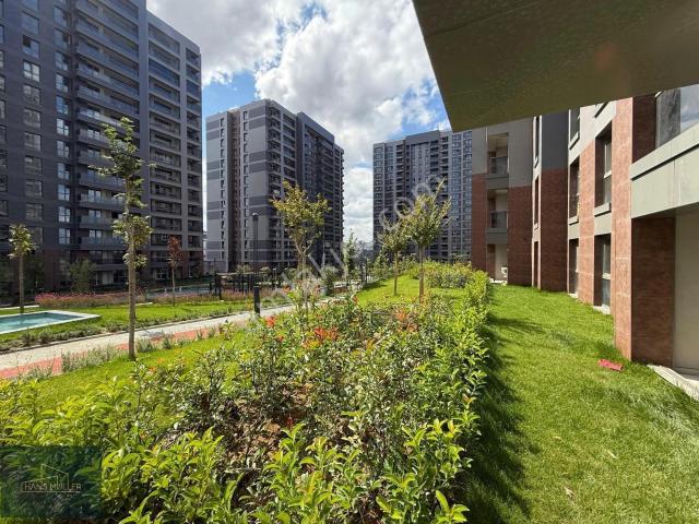 5. Levent Korupark'ta Satılık 4+1 Bahçe Kat Kiracılı Daire