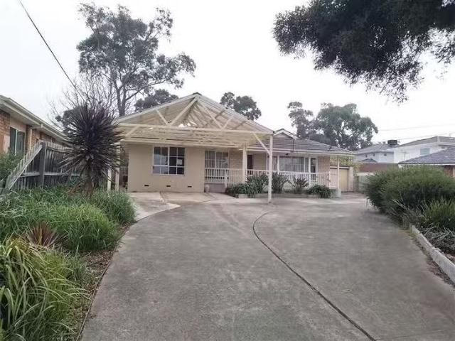 5 Lindfield Court, Knoxfield, VIC 3180