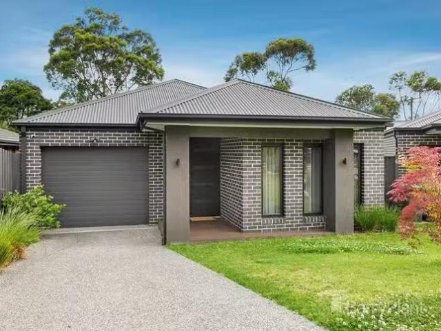 5 Lisbon Court, Doncaster East, VIC 3109
