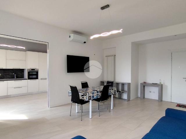 5 locali in affitto
