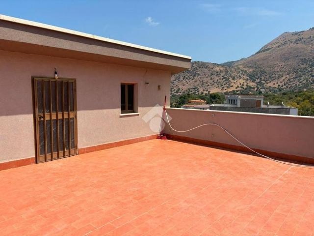 5 locali in affitto
