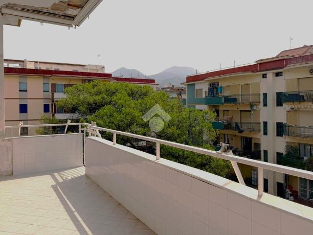 5 locali in affitto