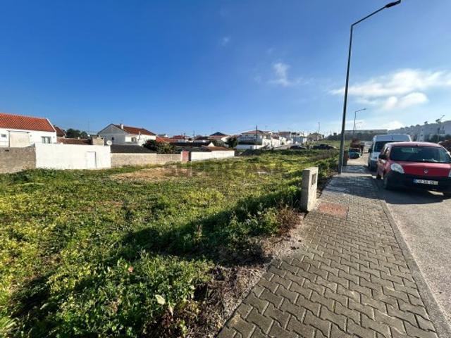 5 lotes de terreno em urbanização
