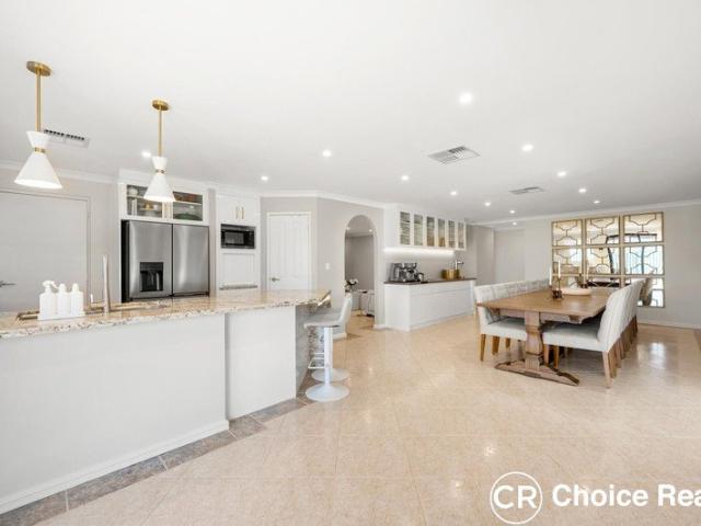 5 Lovatt Court, Leeming