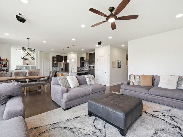 5 Palisades Boulevard
