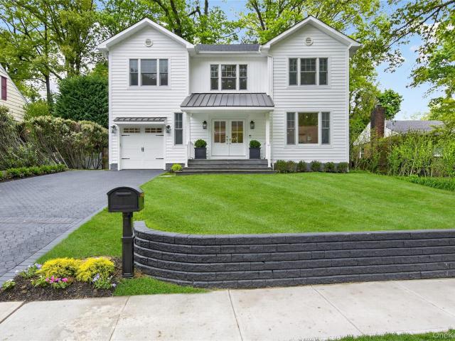 5 Pepperday Avenue