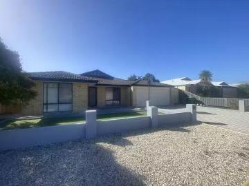5 Phar Lap Road, Wattle Grove, WA 6107