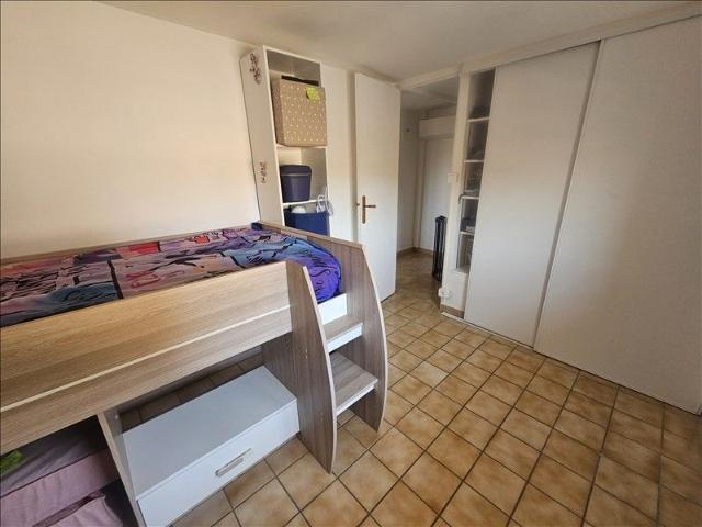 5 pièces 92,05 m² RDC Colocation non autorisée