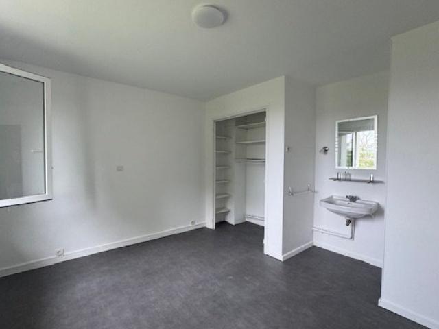 5 pièces, 118m² en location à Toulouse 1 350 € par mois