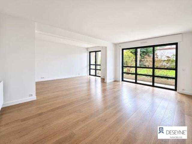 5 pièces vide refait à neuf + jardin + parking + cave