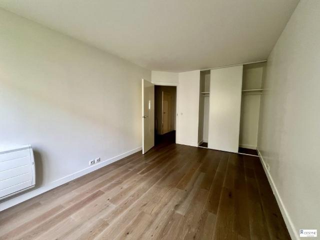 5 pièces vide refait à neuf + parking + cave