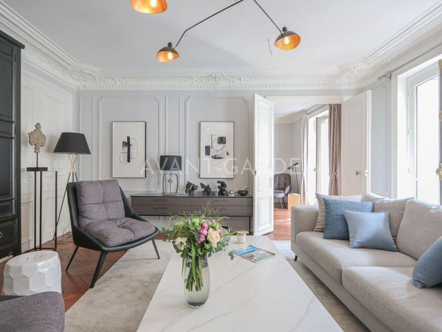 5 pièces meublé Rue de Maubeuge 75009 Paris