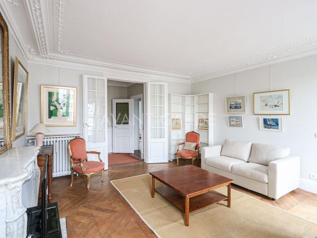 5 pièces meublé rue Jacques Dulud 92200 Neuilly sur Seine