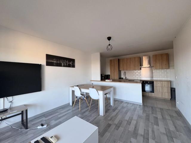 5 Pièces Rénové Au Dernier Étage Avec Terrasse Nice 91m² Nice