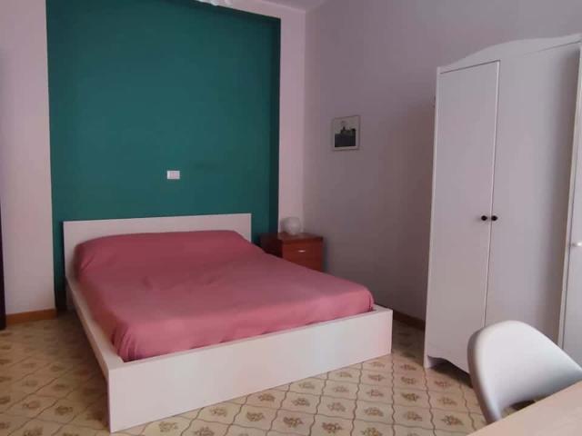 5 posti letto a Via Costantino 72 San Paolo/Garbatella vicino Metro B