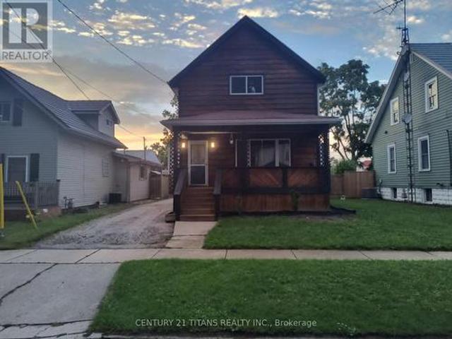 5 Poplar Street, Chatham Kent, ON, N7L 1J8 house for sale | Listing ID X13776 | Royal LePage