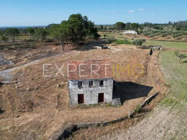5 quarto, União das Freguesias de Tourais e Lajes Guarda 91598484