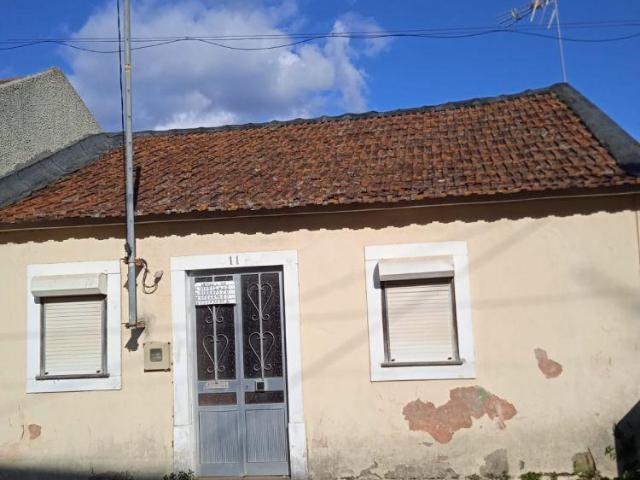 5 quarto, Santarém Torres Novas 2350 98918560