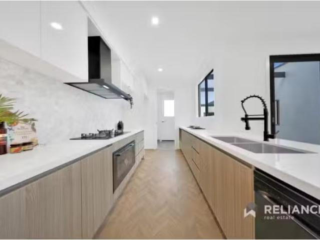 5 Queensborough Road, Kalkallo House for rent Listed by Ebony.