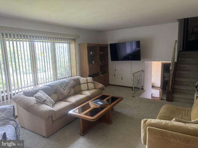 5 Ramsey Ct