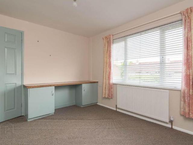 5 Rathmore Park, Belfast, BT10 0FW