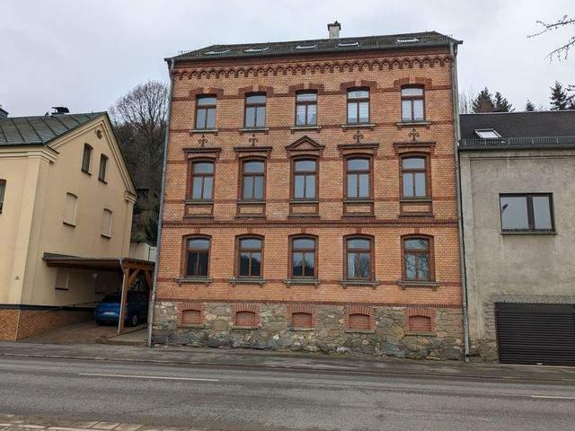 5 Raum Wohnung mit Balkon und Einbauküche in Dölau