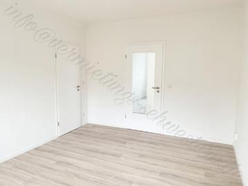 5 Raum Wohnung mit Balkon in Gablenz, Nähe Versorgungszentrum