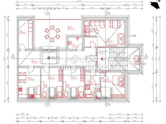 5 Raum Wohnung mit Dachterrasse und privatem Garten