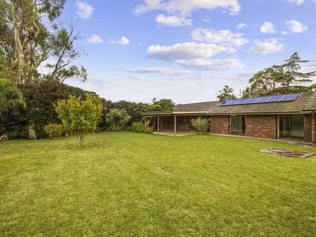 5 Raym Road, Kenthurst, NSW 2156