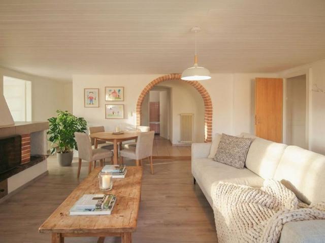 5 room apartment with shared garden – Garage extra