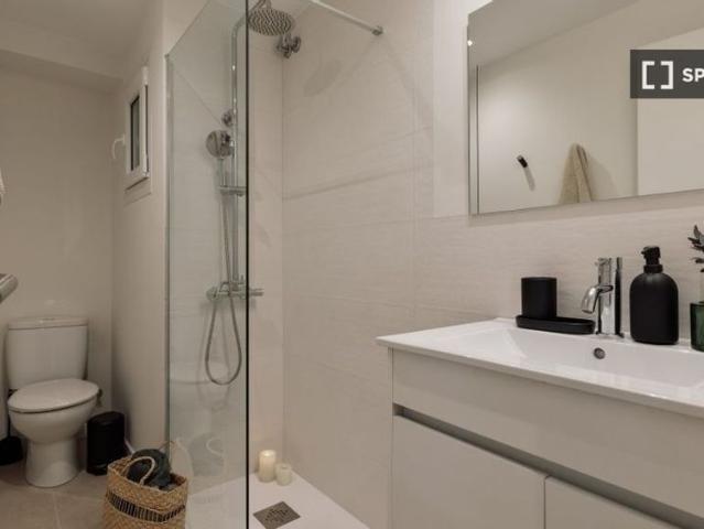 5 room luxury Flat for rent in Barcelona, Spain
