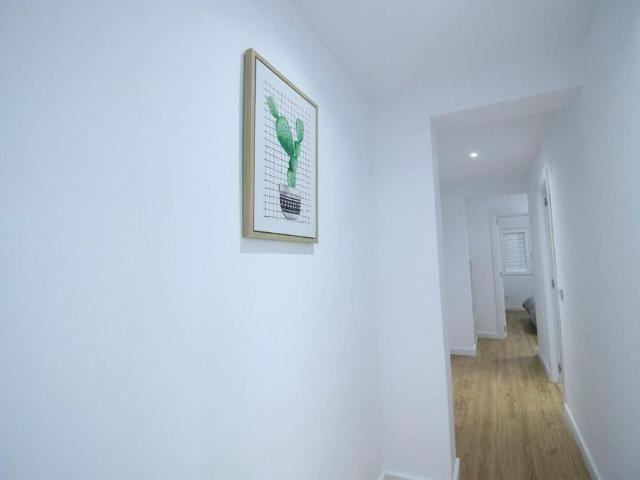 5 room luxury Flat for rent in Valencia, Spain