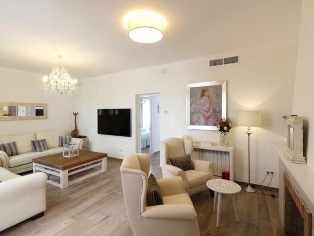 5 room luxury House for rent in Sitges, Spain