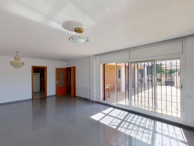 5 room luxury House for rent in Viladecans, Spain