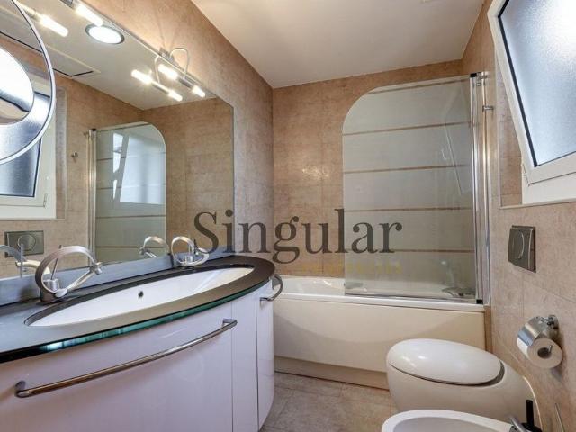 5 room luxury penthouse for rent in Barcelona, Spain