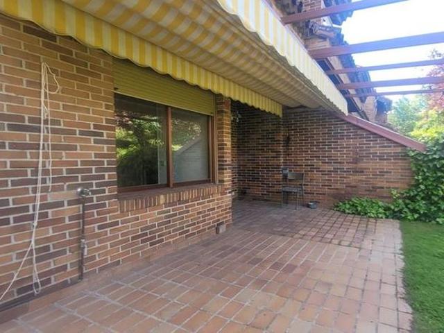 5 room luxury Semidetached House for rent in Majadahonda, Spain