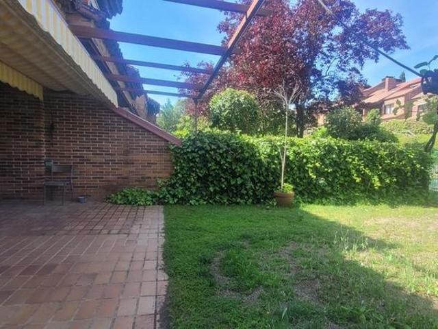 5 room luxury Semidetached House for rent in Majadahonda, Spain