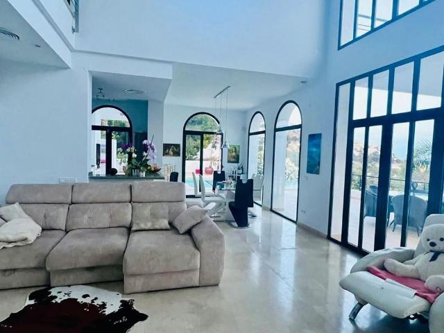 5 room luxury Villa for rent in Altea, Spain