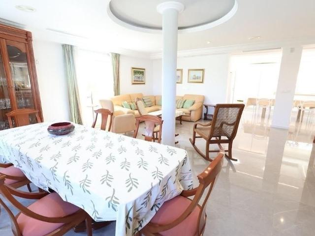 5 room luxury Villa for rent in Cabo Roig, Spain