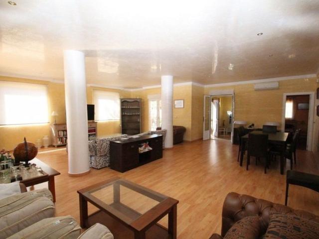 5 room luxury Villa for rent in Playas de Orihuela, Spain
