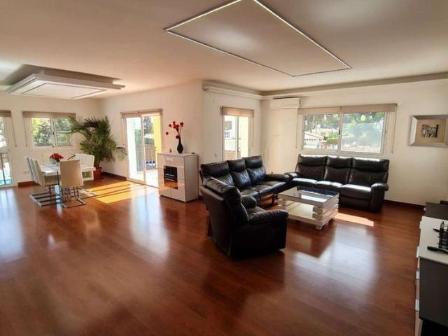 5 room luxury Villa for rent in Torremolinos, Spain